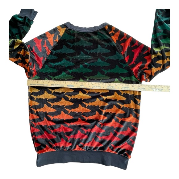Rare AVIATOR NATION Velvet Shark Sweatshirt Pullover Unisex Medium - Picture 6 of 8